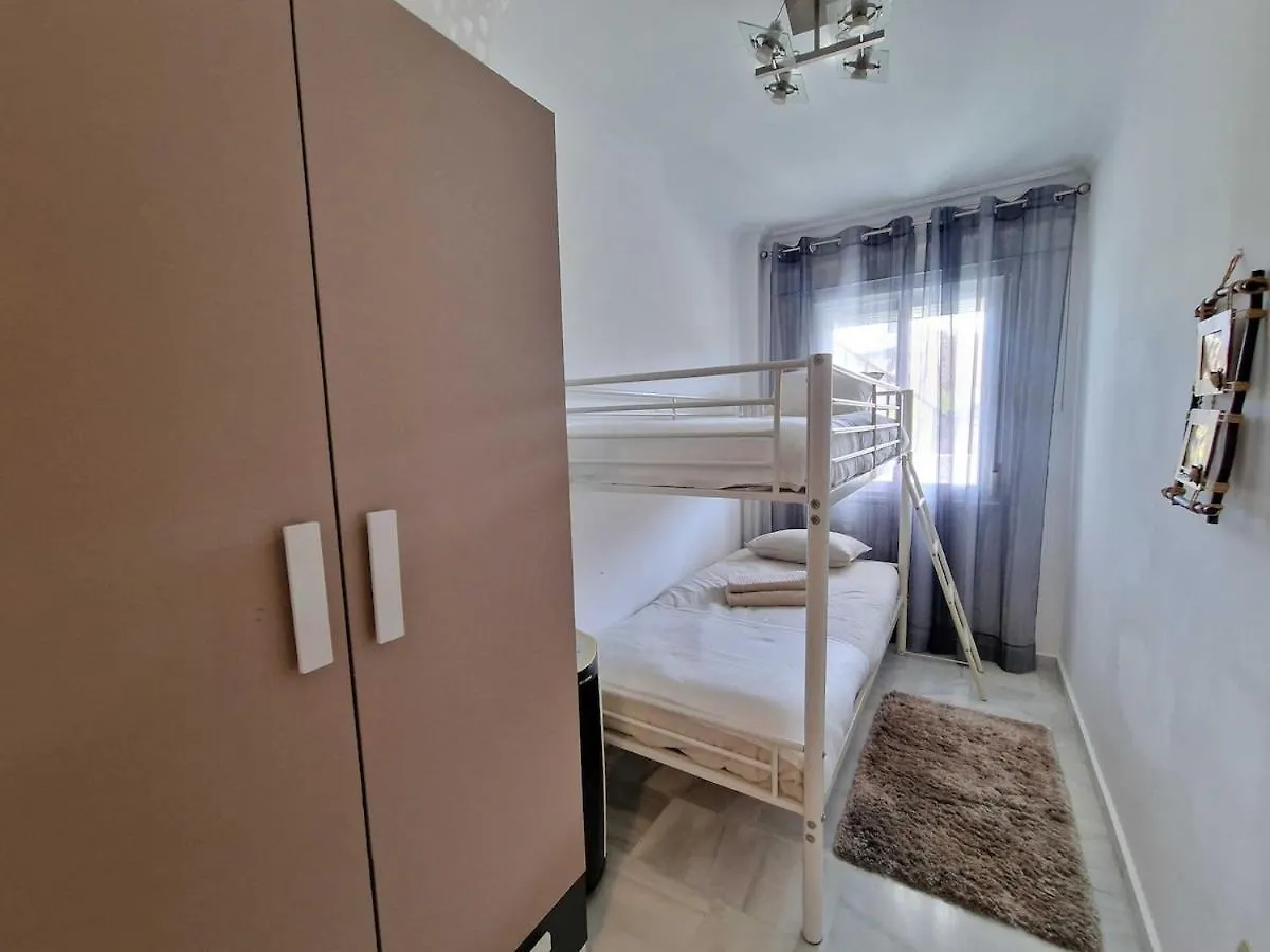 Apartment Centrally Located Penthouse With A Pool And Close To Everything A103 Fuengirola