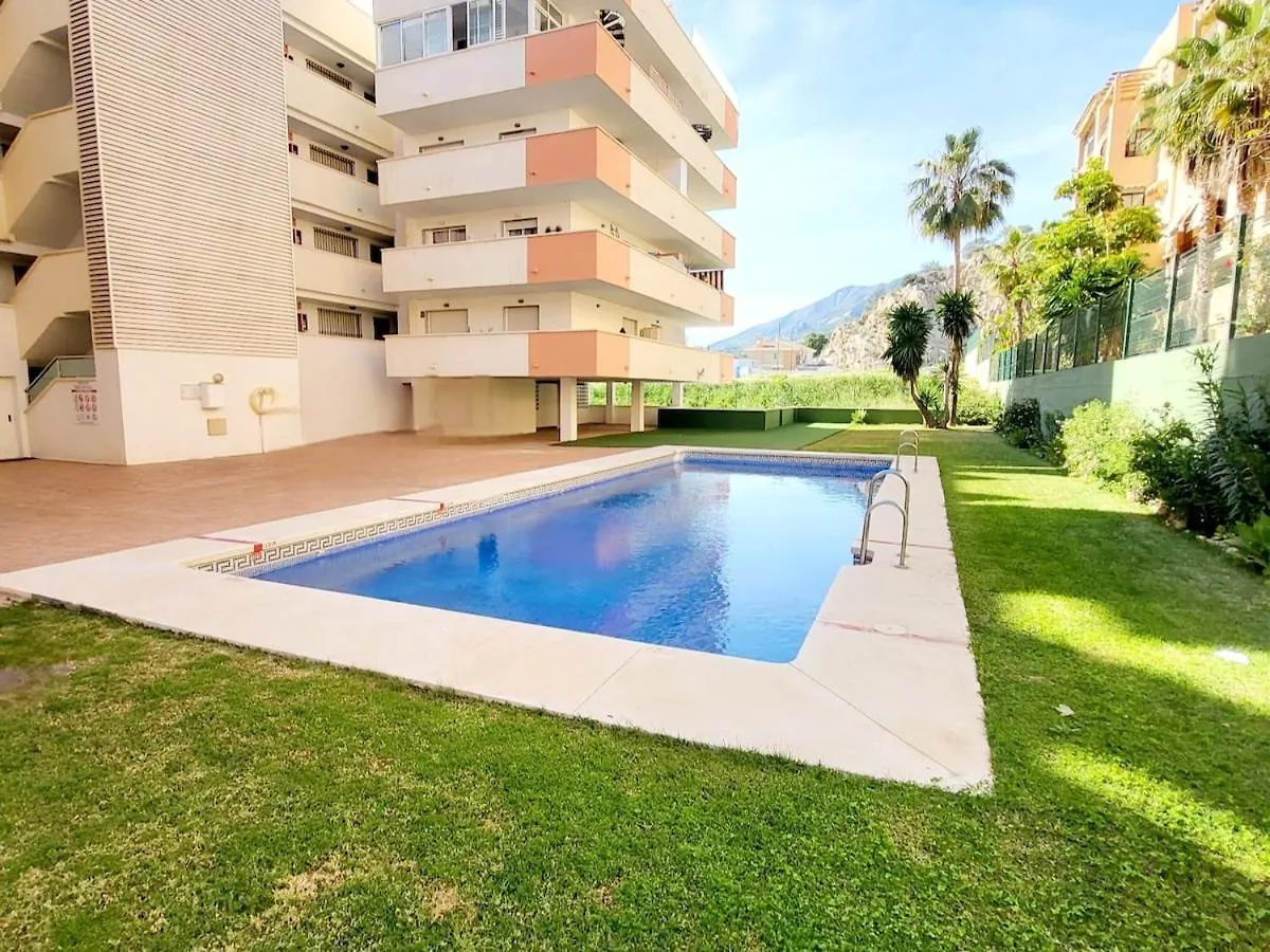 Apartment Centrally Located Penthouse With A Pool And Close To Everything A103 Fuengirola